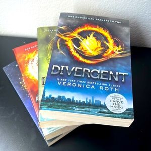 Complete Divergent Book Series Collection